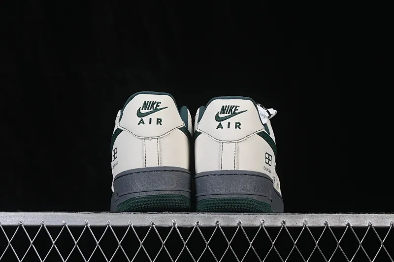 All Categories Nk Air Force 1 Air Force Series Nk Air Force 1 Low Air Force Low Nike Air Force 1'07 Low Beige Air Force One Low Casual Shoes DN1688-009